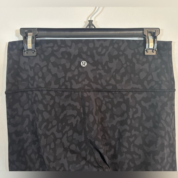 Lululemon Wunder Under Crop Leggings 21β Black Camo High Rise Size 10 - Picture 3 of 11
